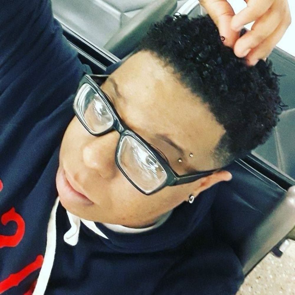 Meet your Posher, Carolyn